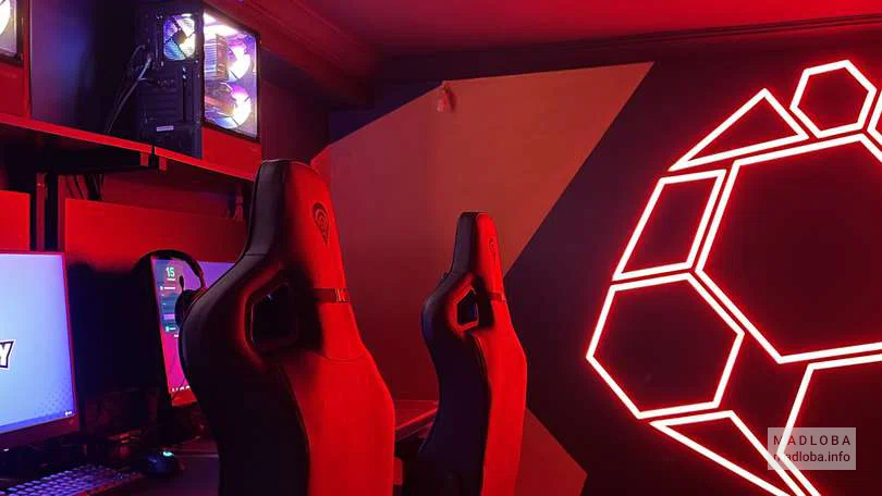 Компьютерный клуб "Mercury Cyber Club"