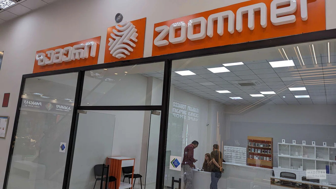 Мини-магазин электроники "Zoommer" в торговом центре "DS Mall"