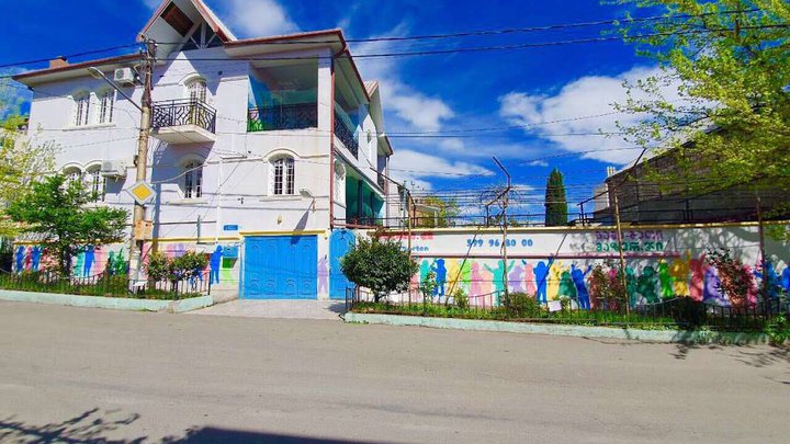 Mother Ge (Gelovani St., 13)