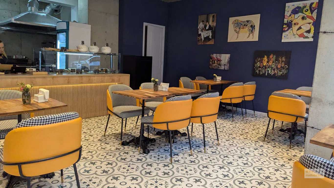 Уютное Mulberry Cafe