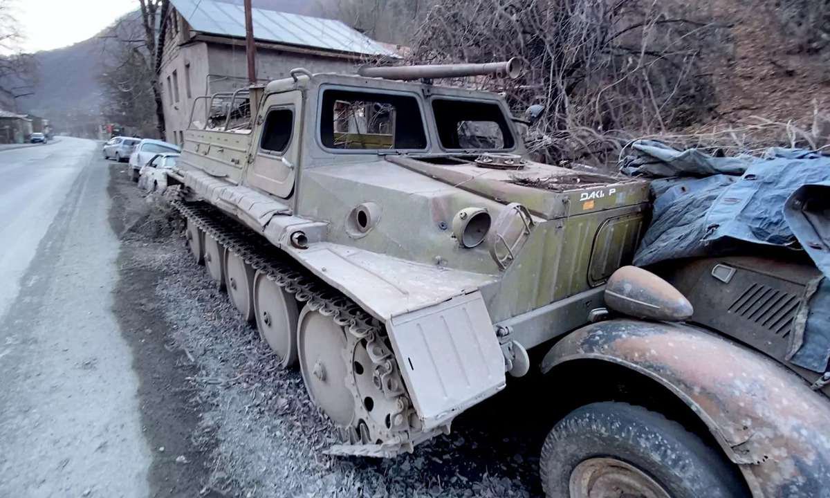 Музей-кладбище старых автомобилей в Пасанаури - 11.jpg