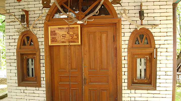 The Nakashidze Family Historical and Ethnographic Museum in Baghdati is a unique collection of history and traditions