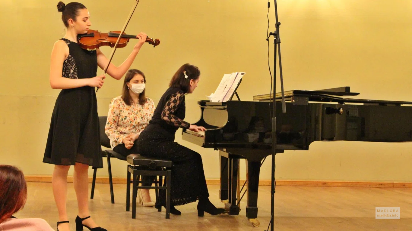 Концерт в Conservatory Music Seminar