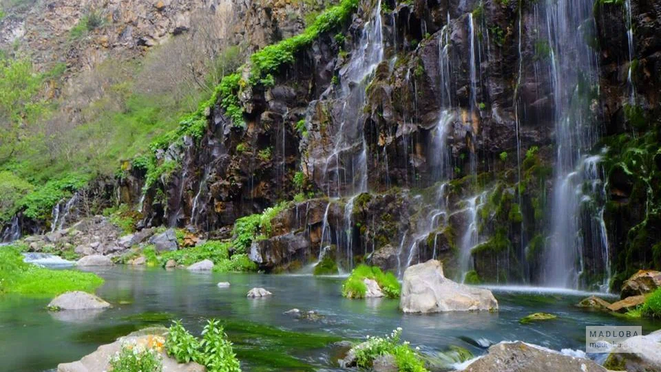 Водопад в Грузии