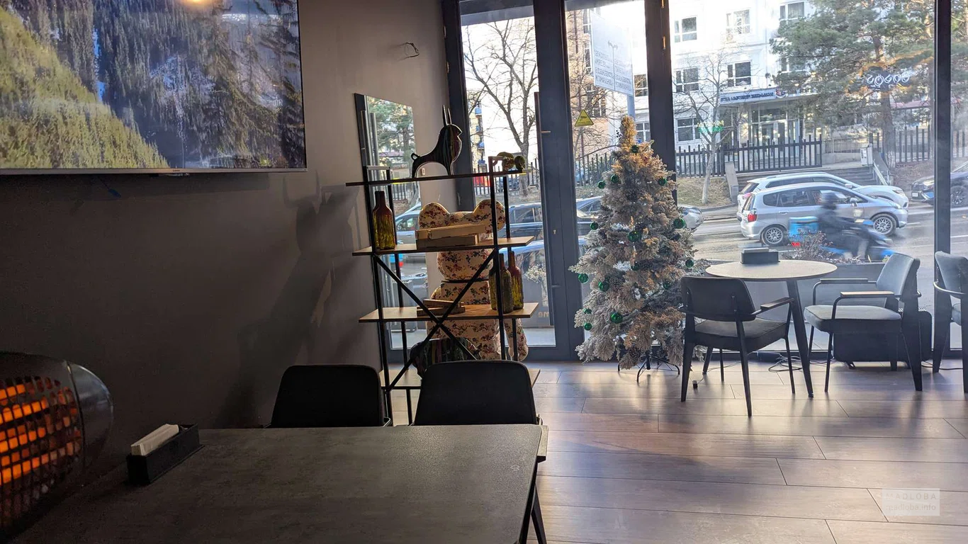 Интерьер кальянной Myata Lounge | Tbilisi