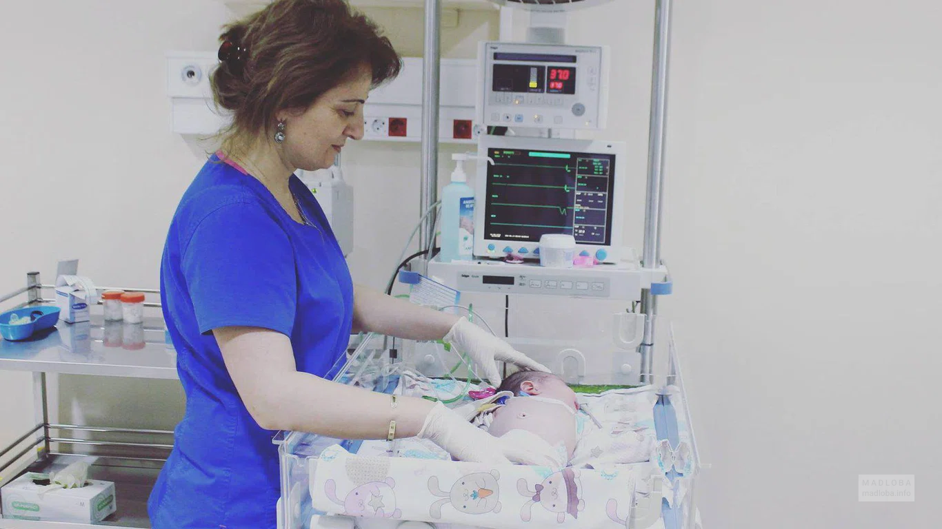 Neonatology Center N-Qiron+