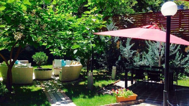 Folk Garden
