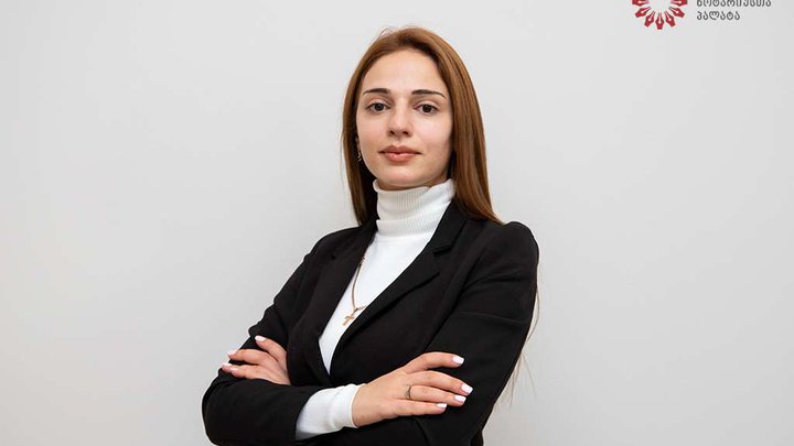 ნათია ჯმუხაძე