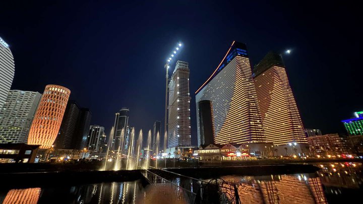 Twin skyscrapers