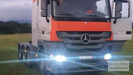Автомобильный дилер "New Company"