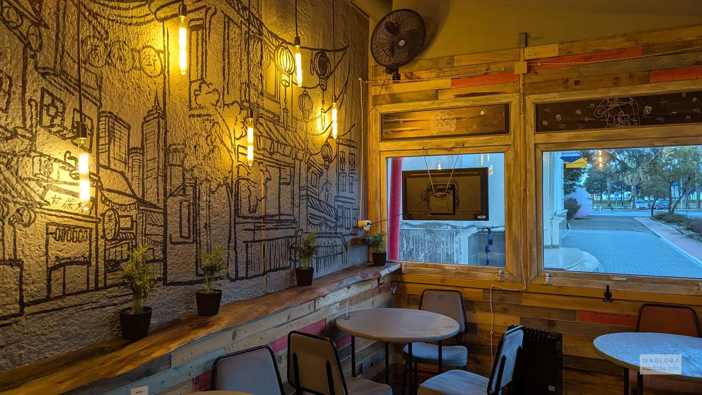 суши бар Nika & Tasty Coffee в Батуми