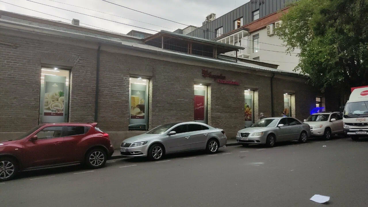 Nikora Supermarket (27 Tabukashvili St.)