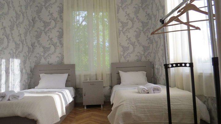 ORJONI-HOTEL
