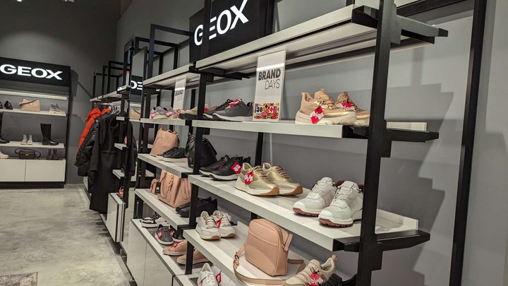 Studio By Shoes Gallery (Grand Mall)