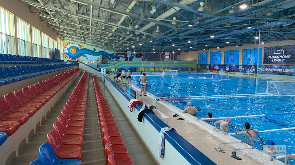 Крытый бассейн с дорожками "Olympic" в Тбилиси