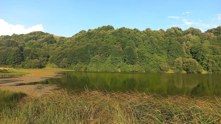 Lake Mravaldzali (Cholevi)