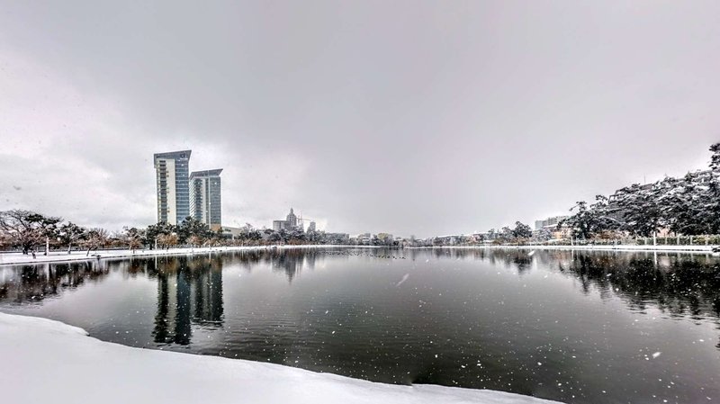 Озеро Нуригели в Батуми в снегу - 1.jpeg