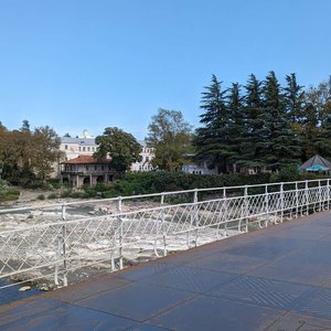 Pedestrian bridge across the Rioni River "White Bridge"