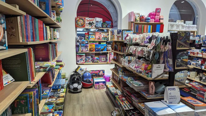 Biblus Books (2 Gorgiladze St.)