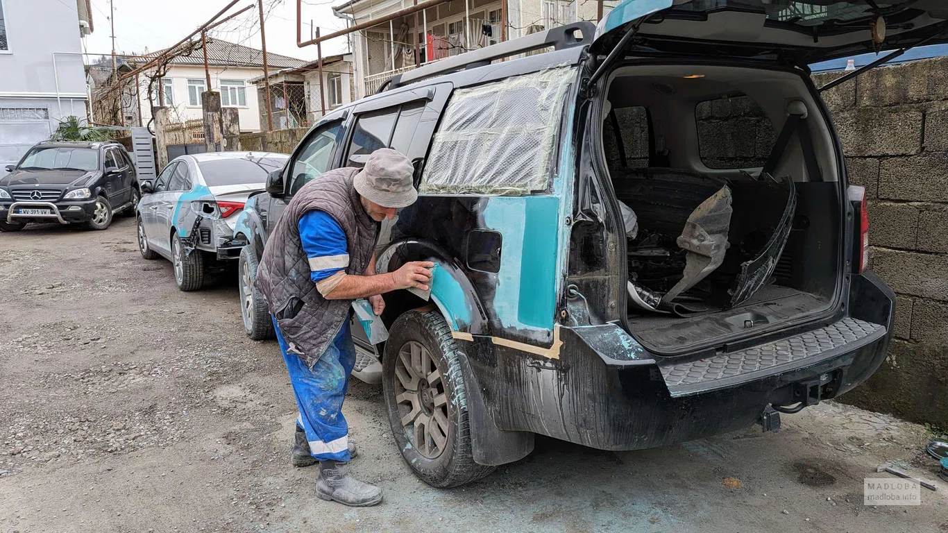 Car painting works (Varshanidze St.)
