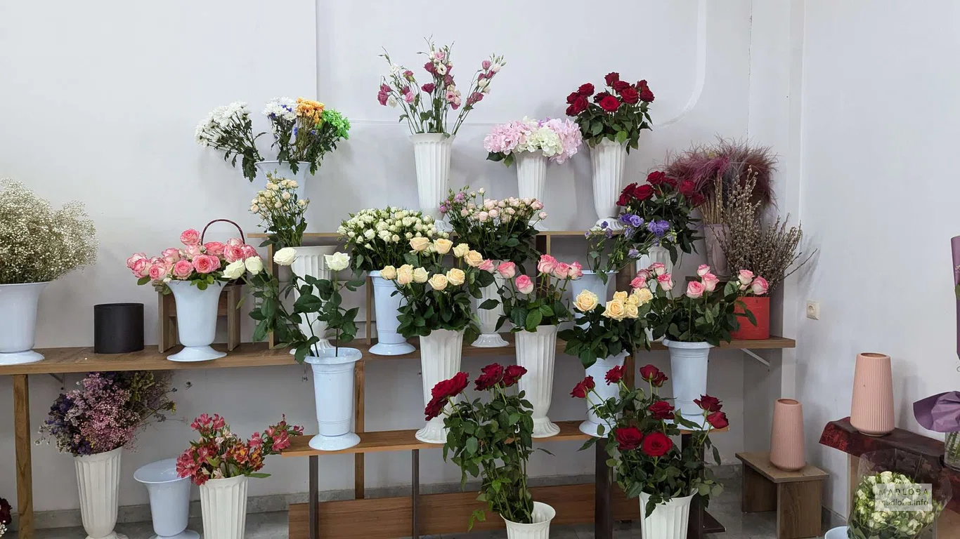 цветы в магазине "Gvirila Flowers"