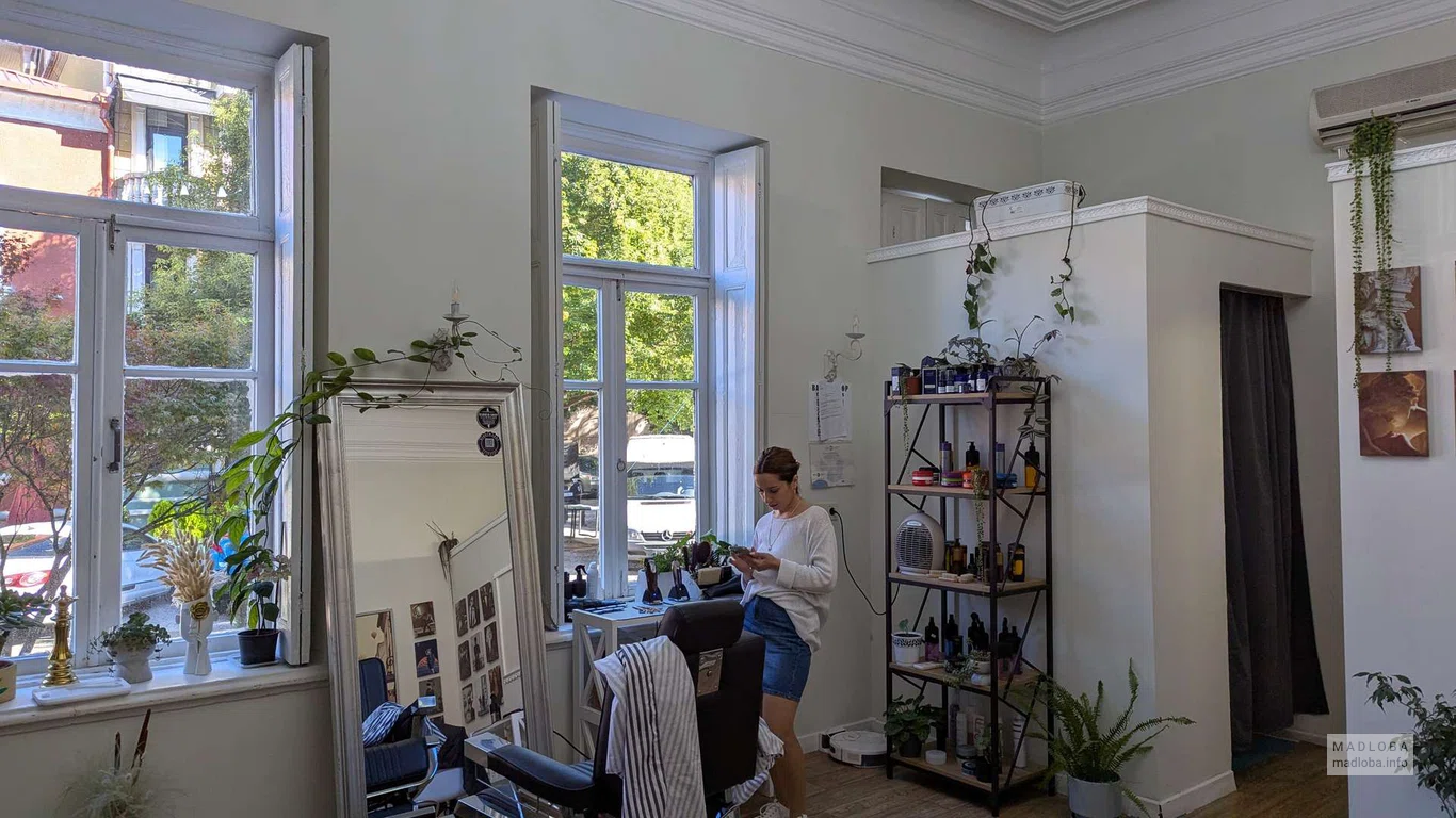 Clippers Barbershop интерьер