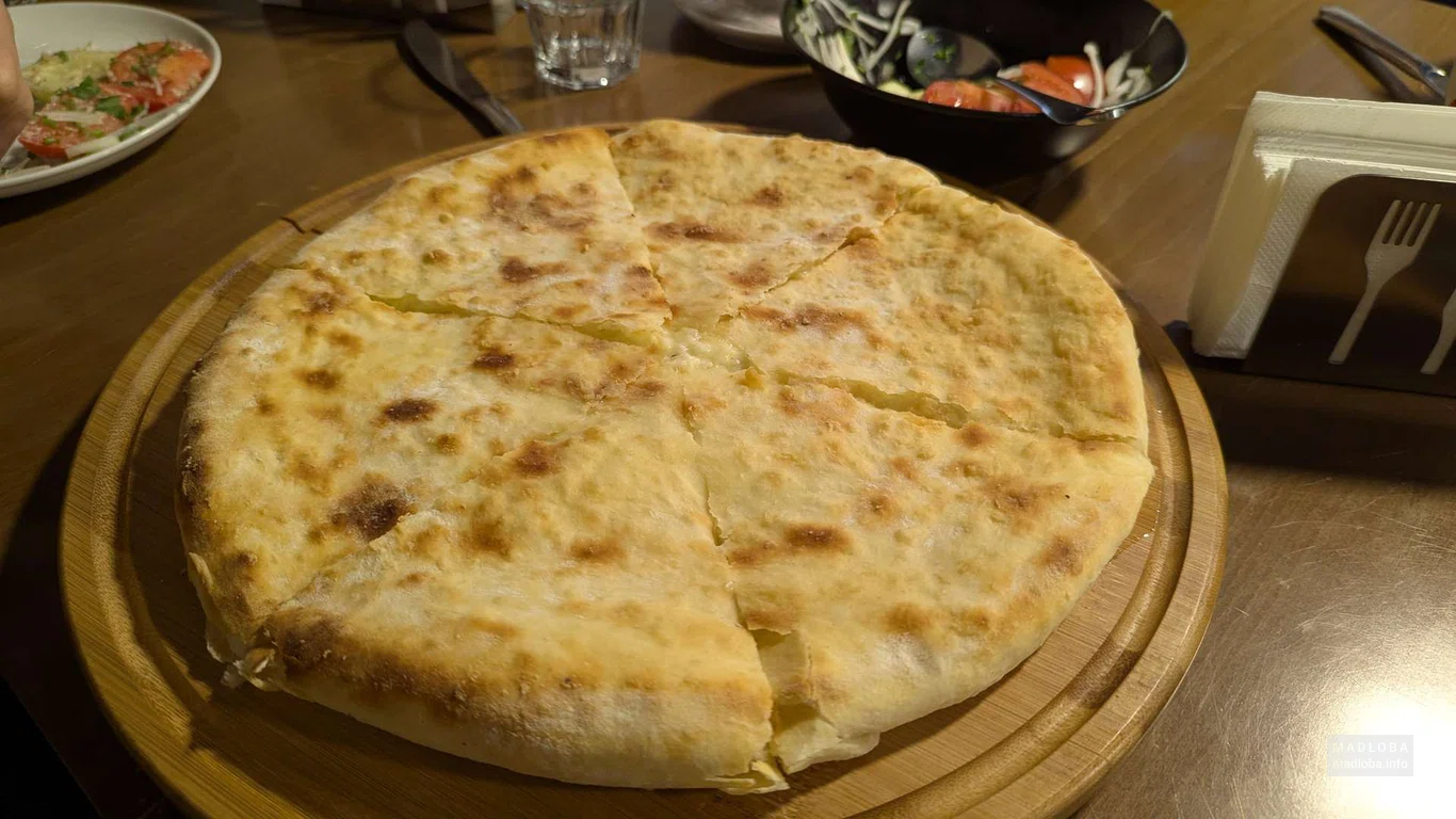 Хачапури в Боржоми