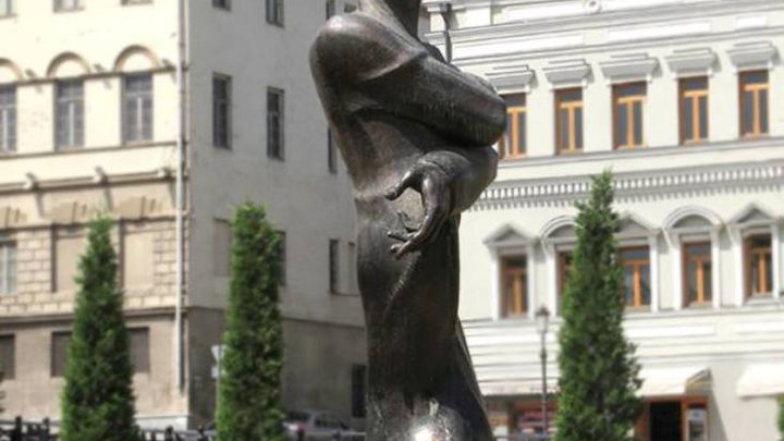 Памятник Шоте Кавлашвили