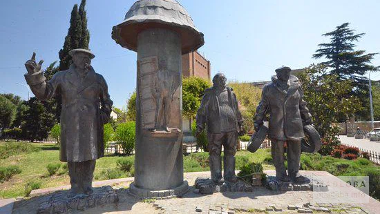 Памятник героям фильма Мимино