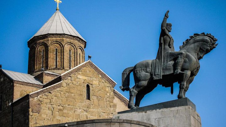 Monument to King Vakhtang I Gorgasali
