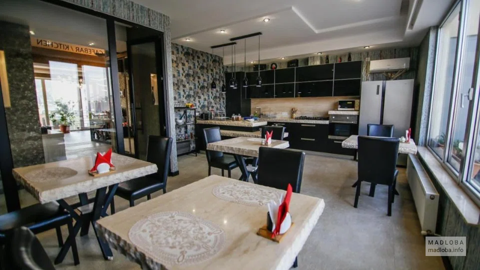 Кафе в Panorama 360 Hotel