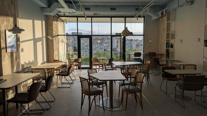 Pause family cafe