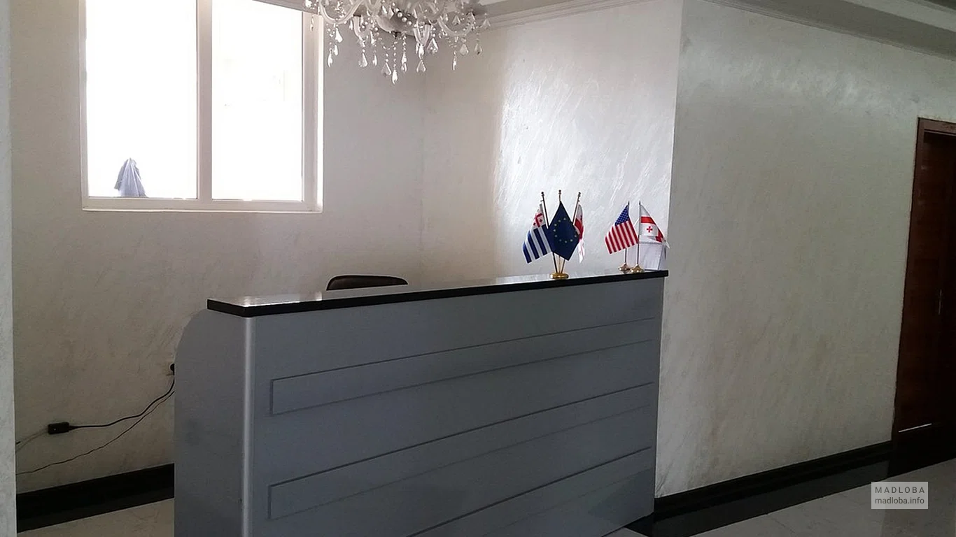 Ресепшен в отеле Пентхауз
