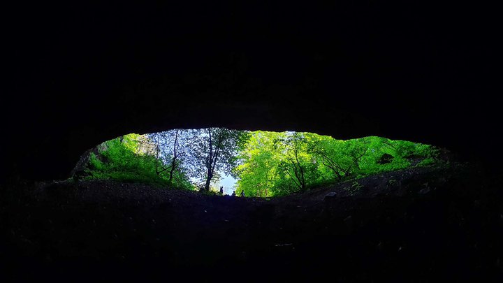Horhebi Cave
