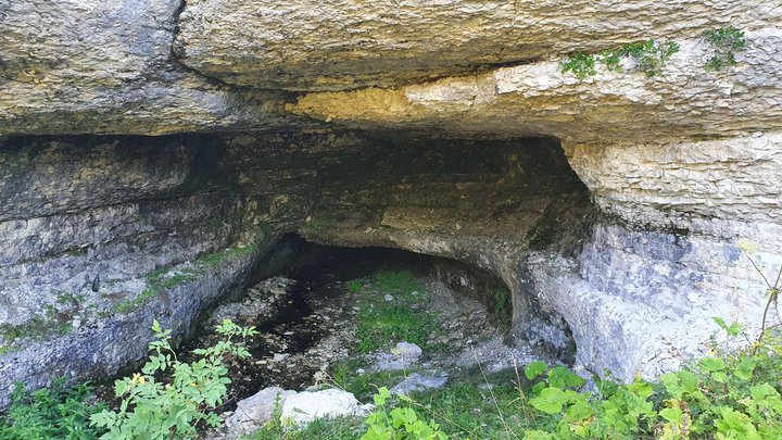Usholta Cave