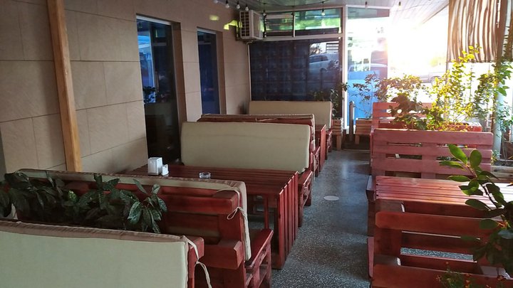 Pizza House