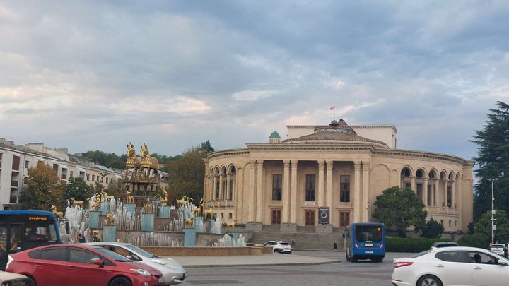 David Agmashenebeli Square
