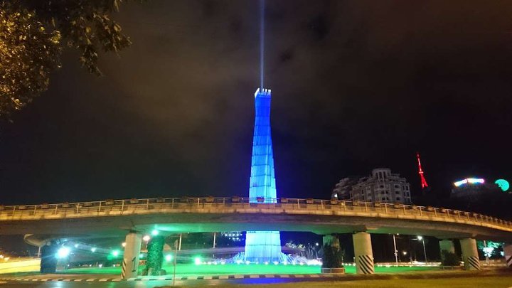 Heroes Square