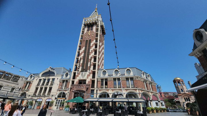 Piazza Square