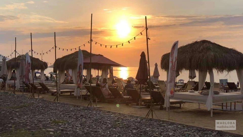 Metropol Beach