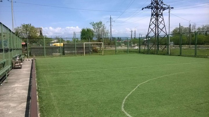 მინი ფეხბურთის მოედანი (ინგურსკაიას ქ.)