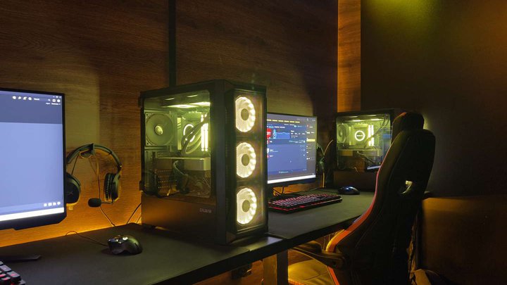 Portal Cyber ​​Club (Melikishvili St. 30)