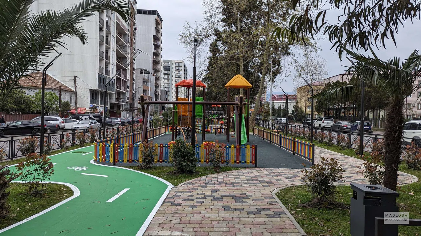 Walking area and park along Bagrationi Street