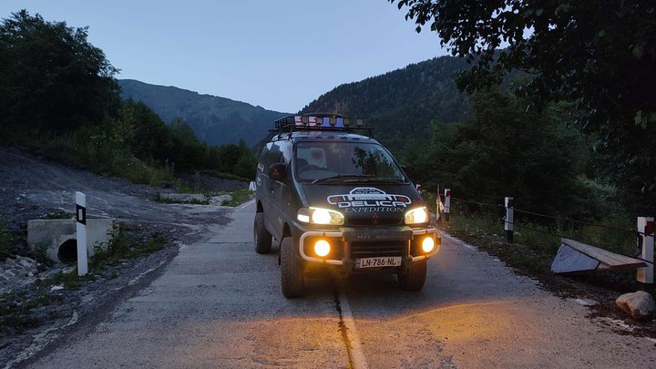 Delica club Kutaisi (Expedition)
