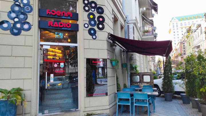 Kitchen and bar "Radio"