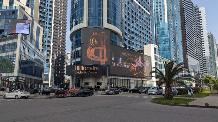 Billionaire Hotel & Casino