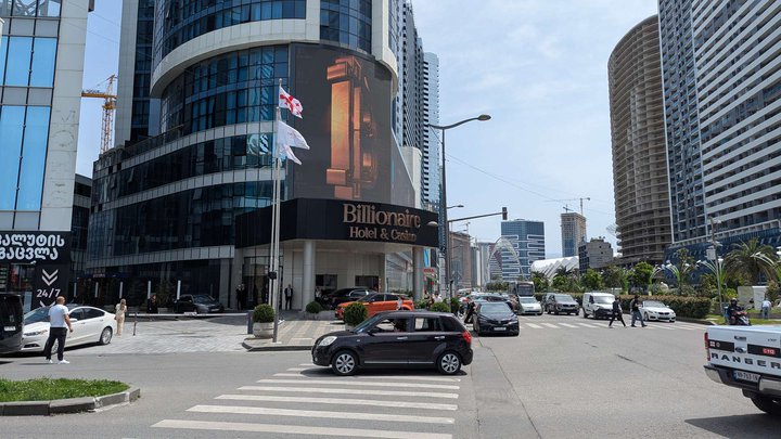 Billionaire Hotel & Casino