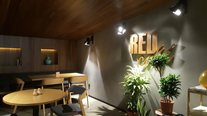 Red Cafe