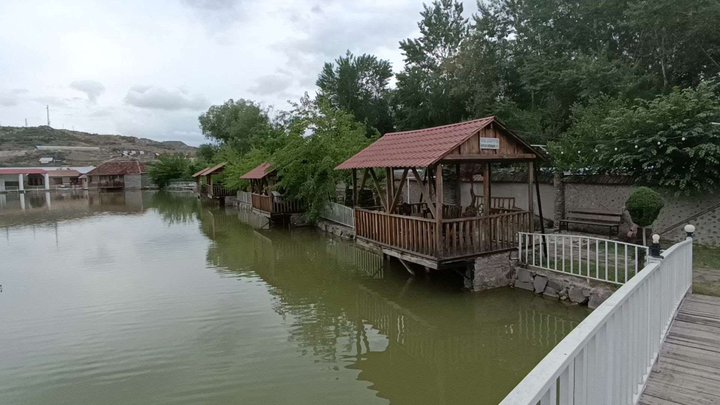 ოზერო