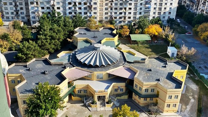 Round Garden